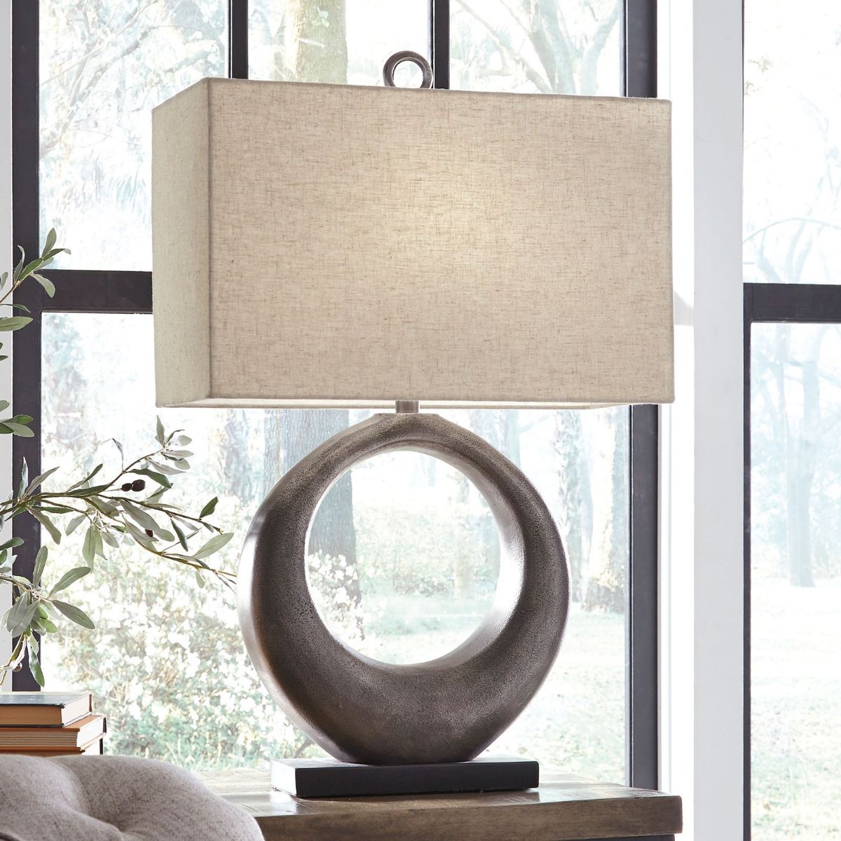 Picture of Saria Table Lamp