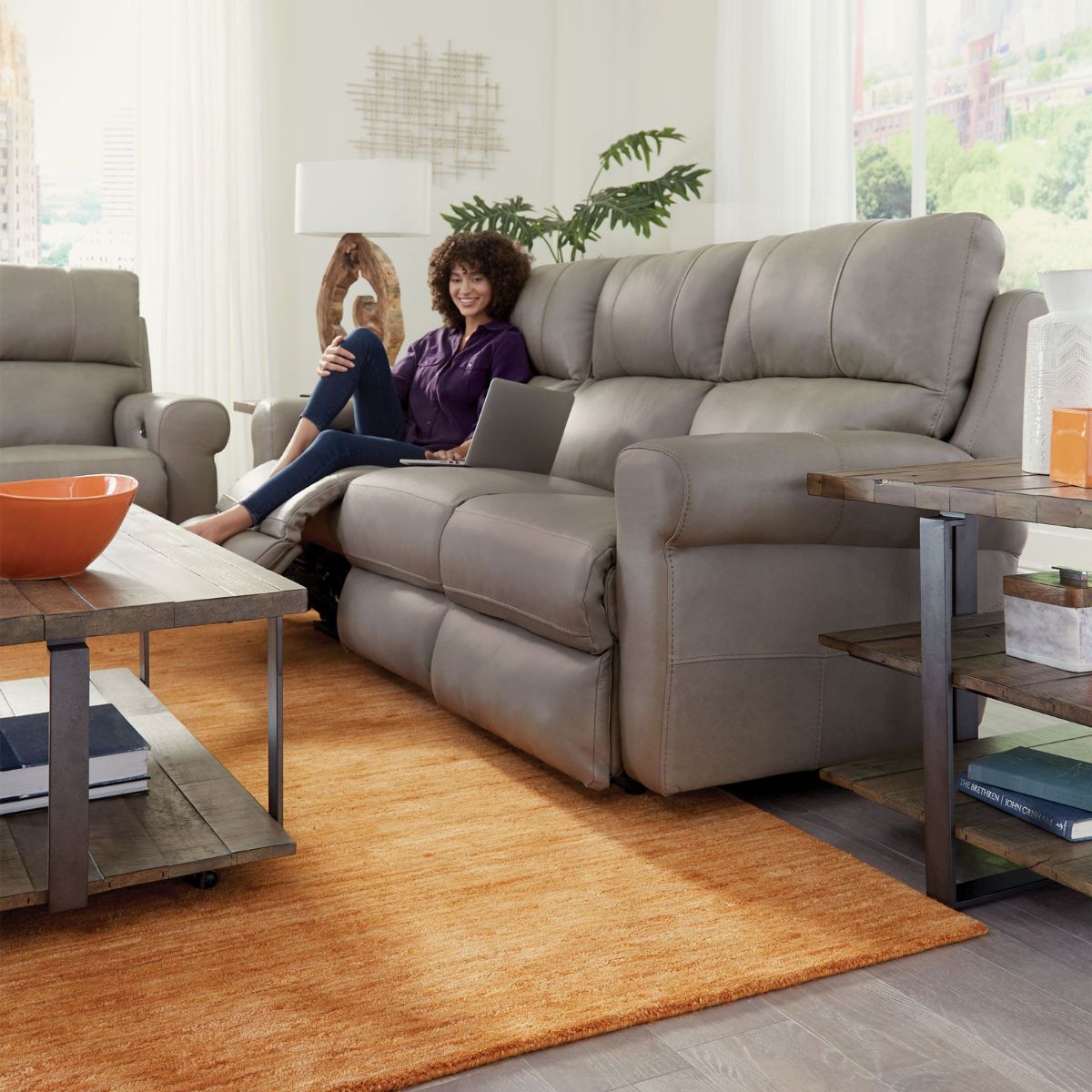 Picture of Torretta Putty Power Recliner Sofa