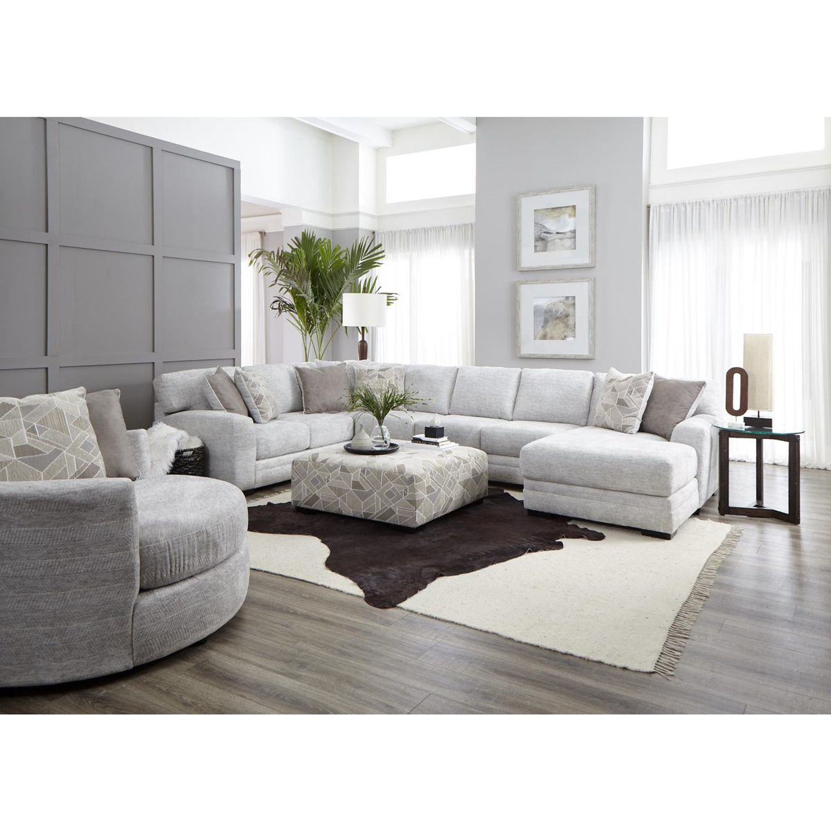 Picture of Zaftig 3-Piece Sectional