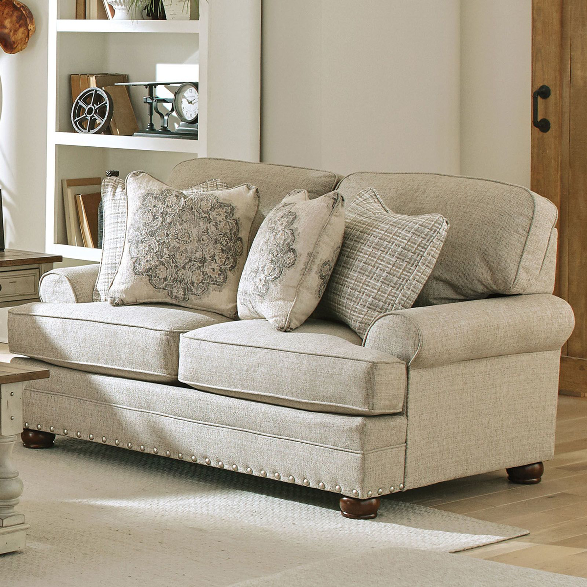 Picture of Farmington Loveseat