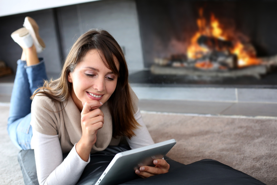 Working an electric fireplace into your décor