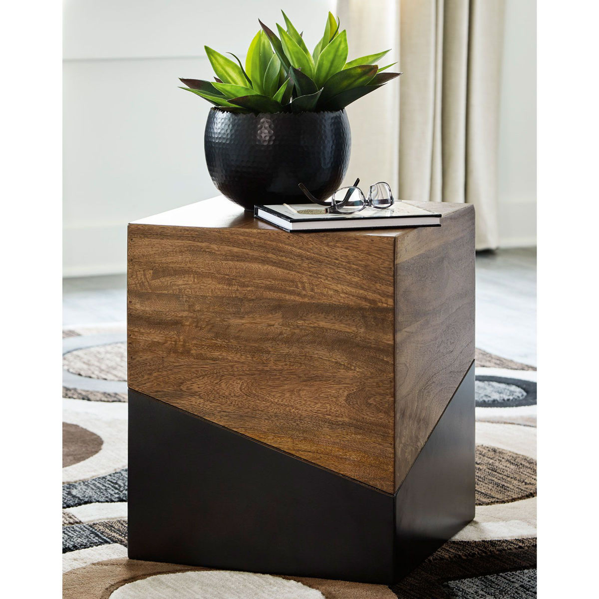 Picture of Trailbend Accent Table