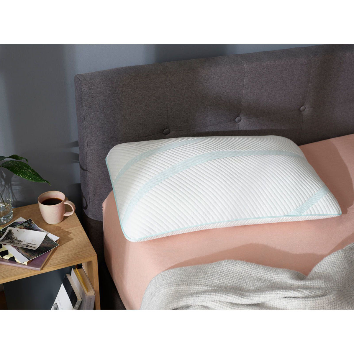 Picture of Queen Adapt ProLo Cooling Pillow