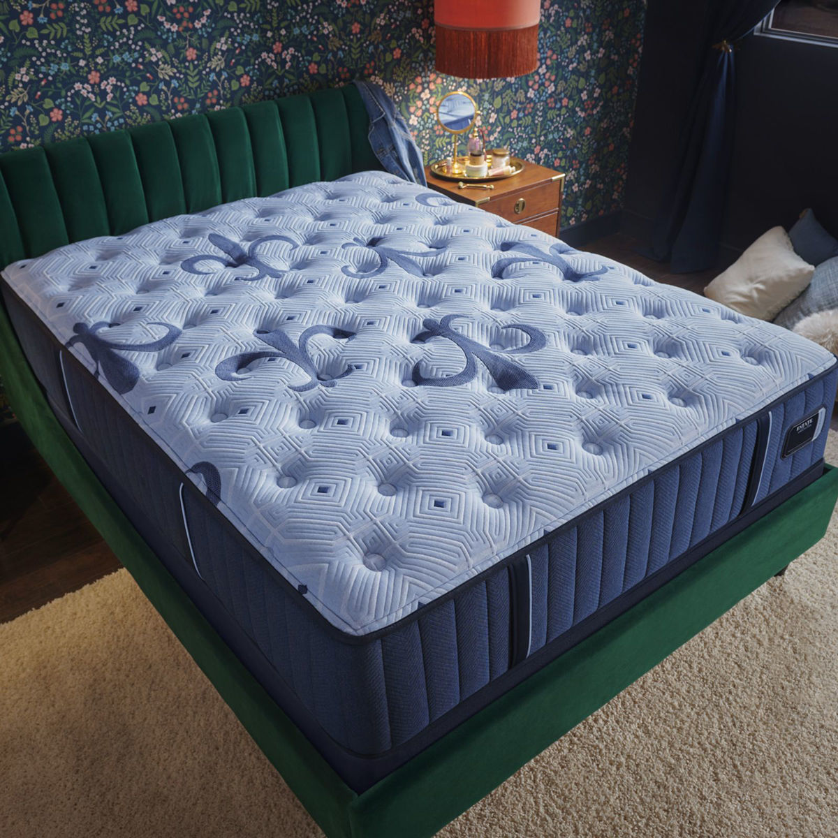 Picture of Estate Soft Tight Top Mattress Set