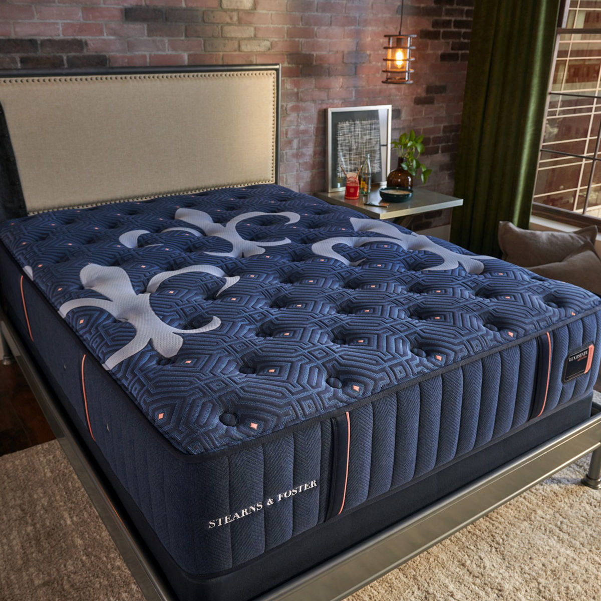 Picture of Lux Estate Medium Tight Top Mattress Set