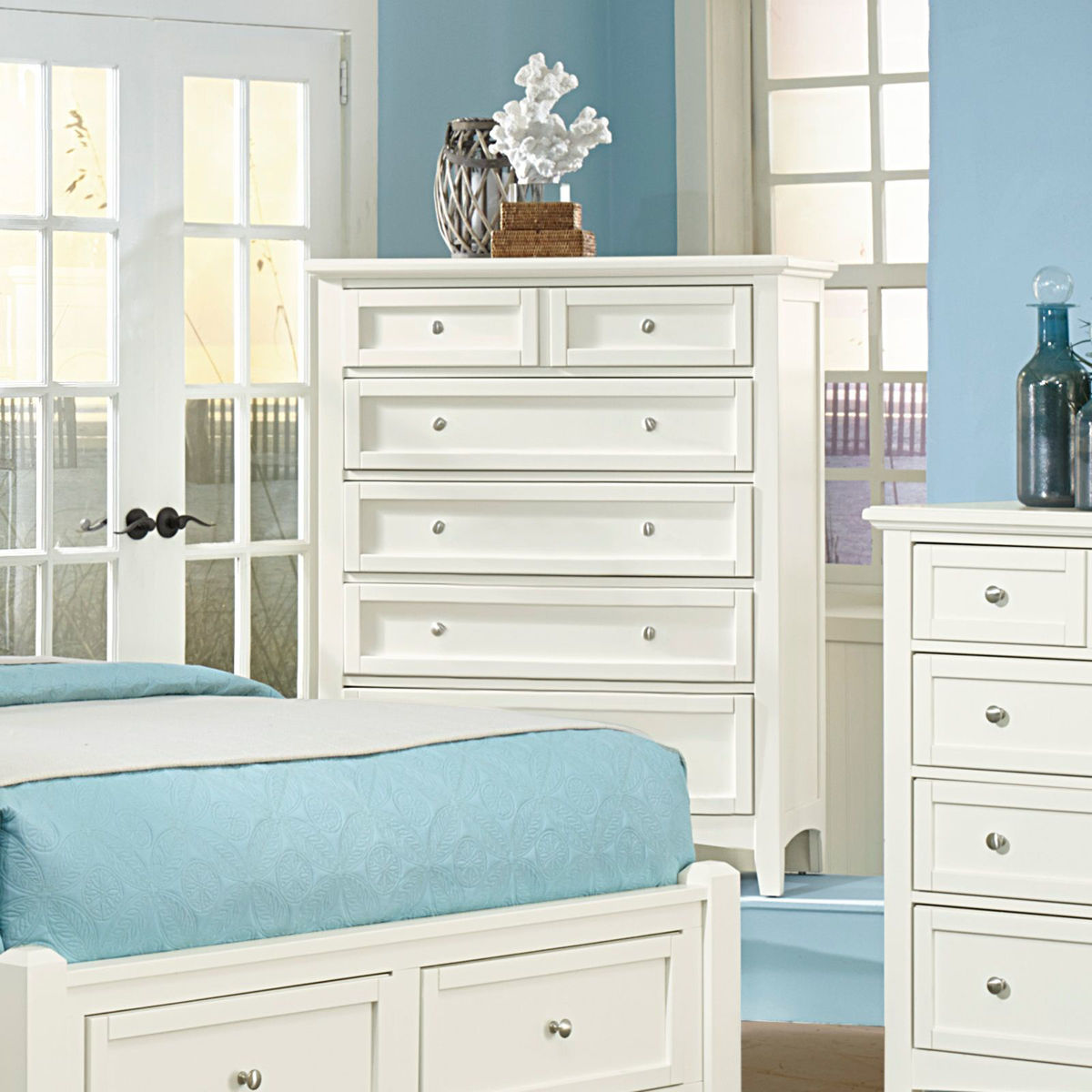 Picture of Bonanza 5-Drawer White Chest