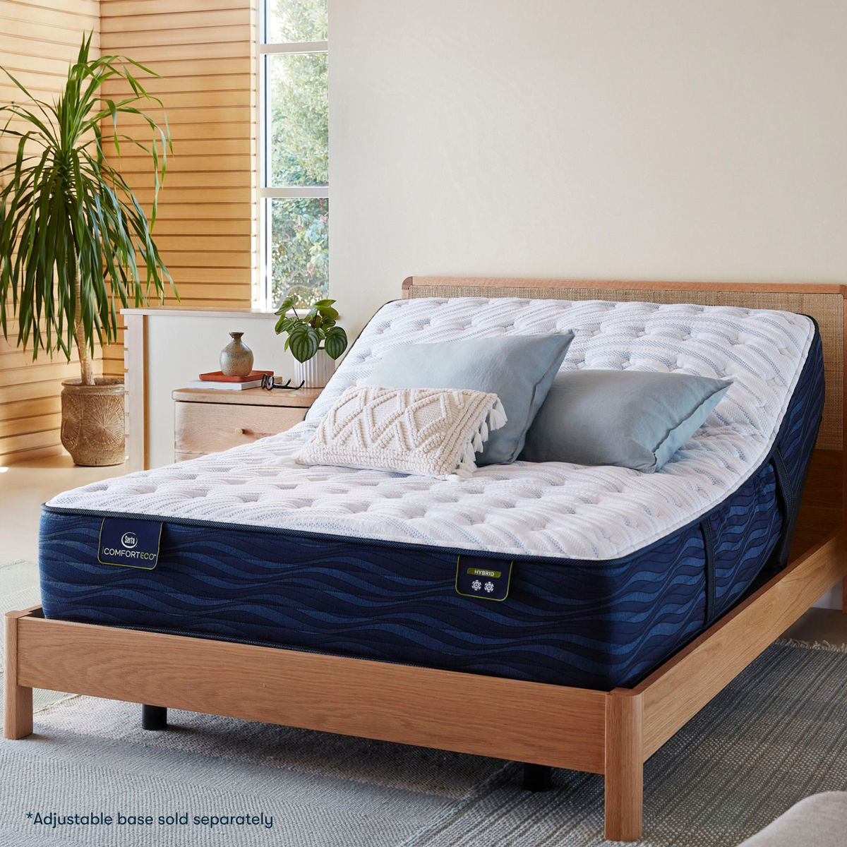 Picture of iComfortECO™️ Q10 Medium Hybrid Twin Mattress Set