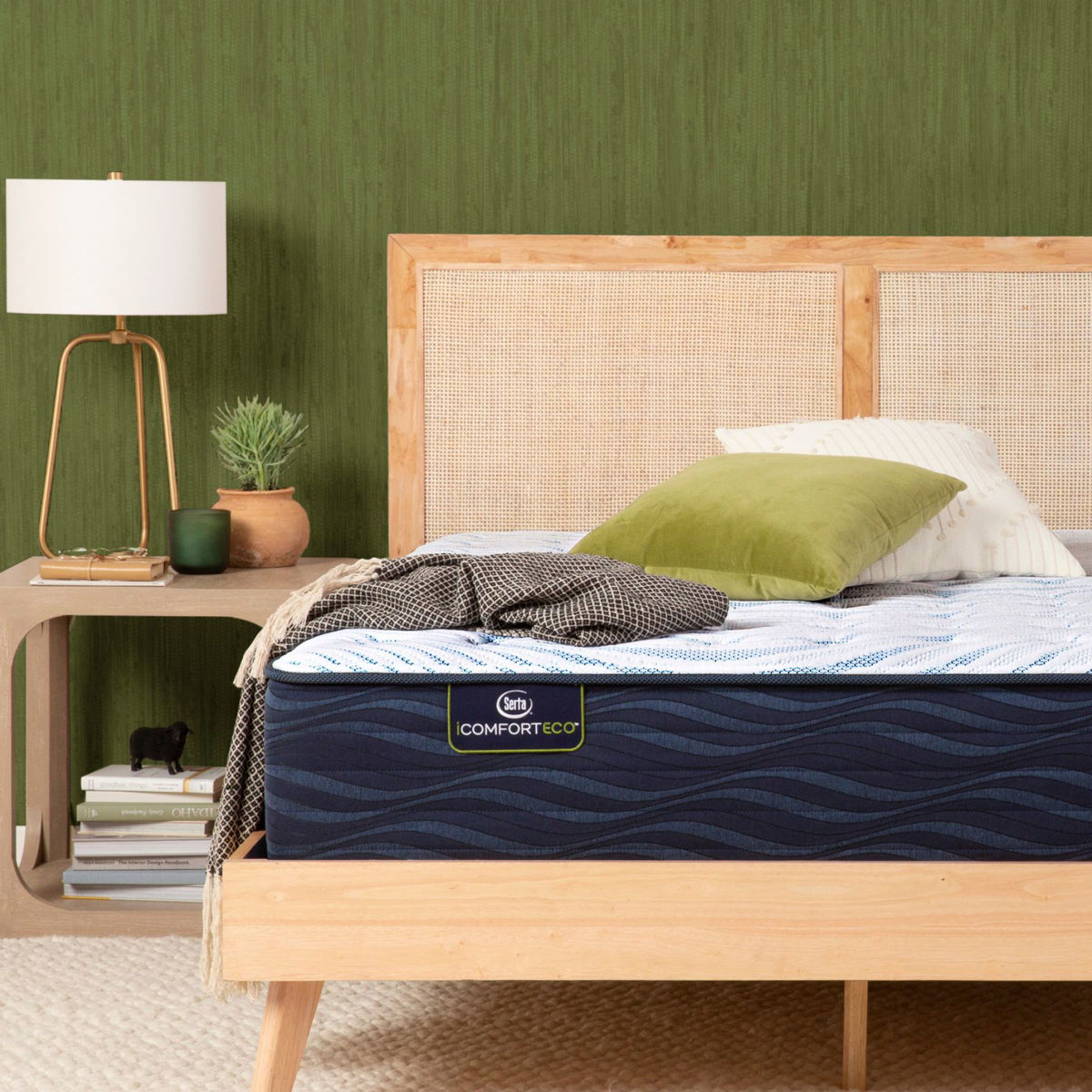 Picture of iComfortECO™️ Q10 Medium Hybrid Twin Mattress Set
