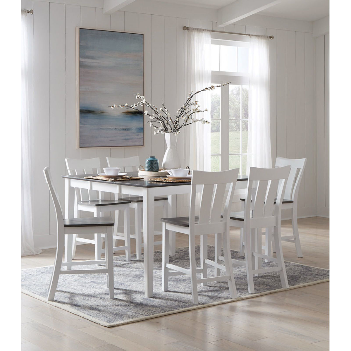 Picture of Cosmopolitan Dining Table
