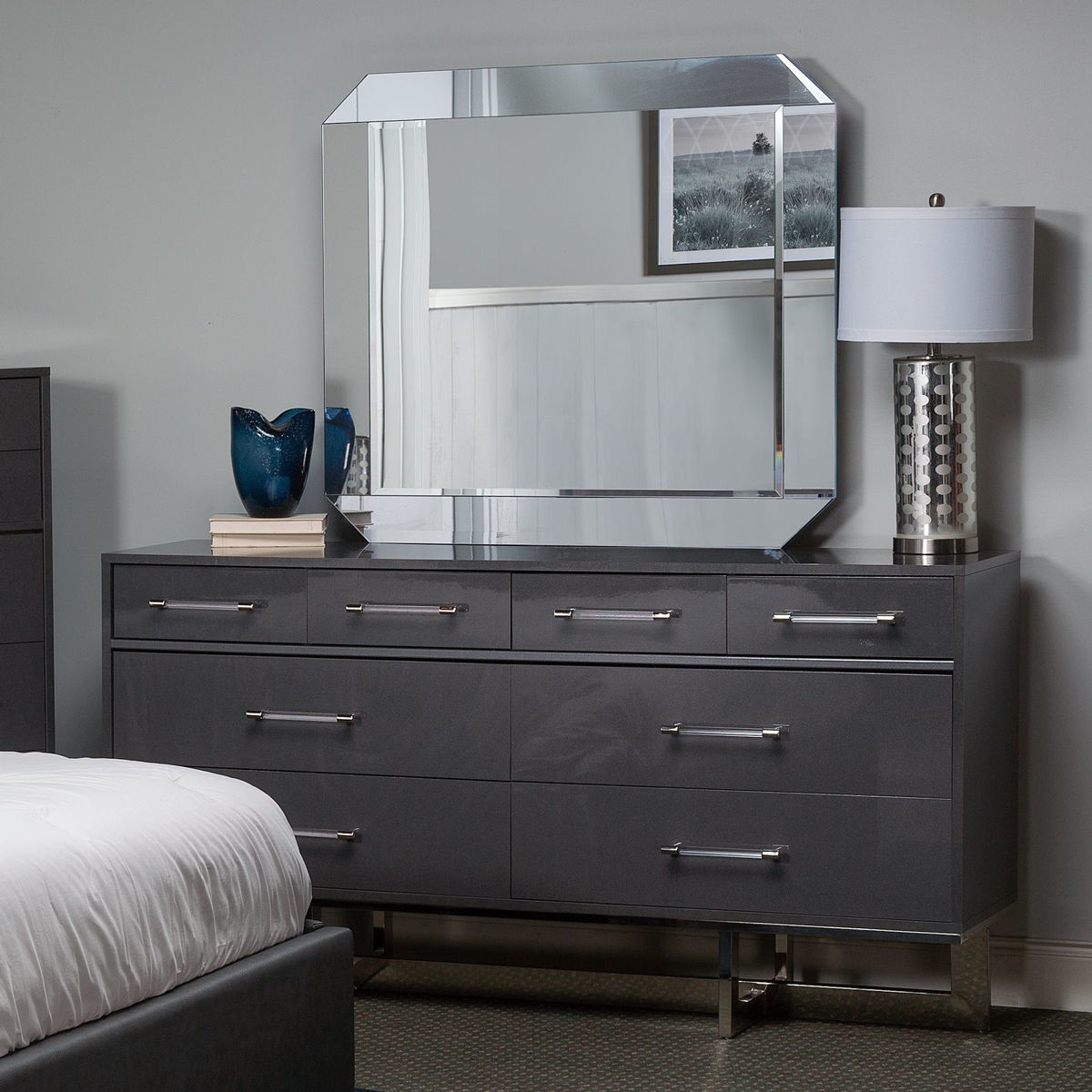 Picture of Encore Platinum Dresser