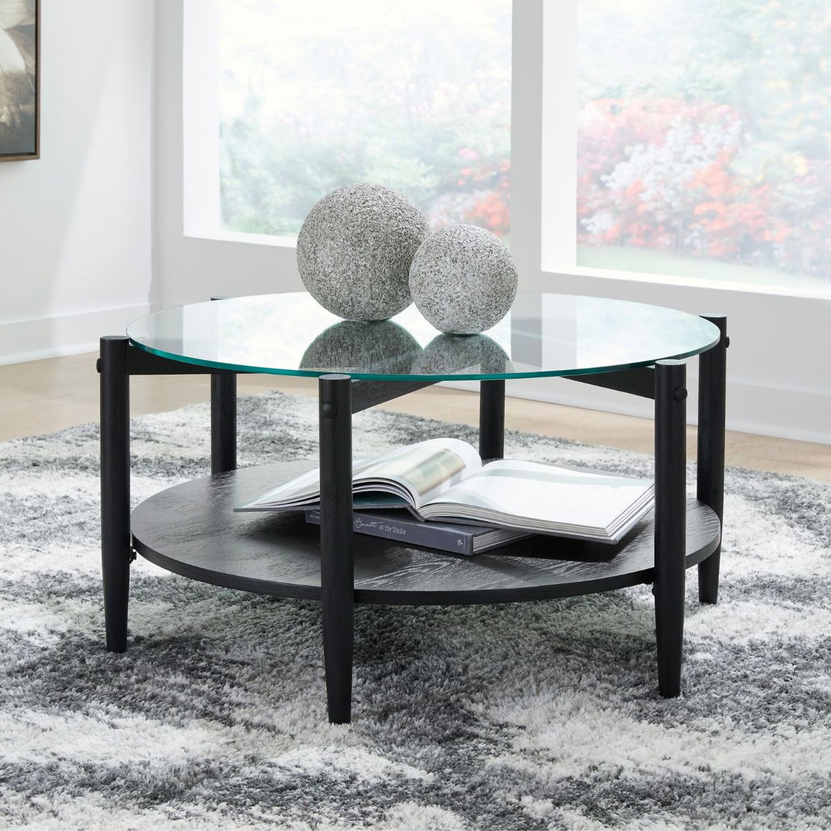 Picture of Westmoro Round Cocktail Table