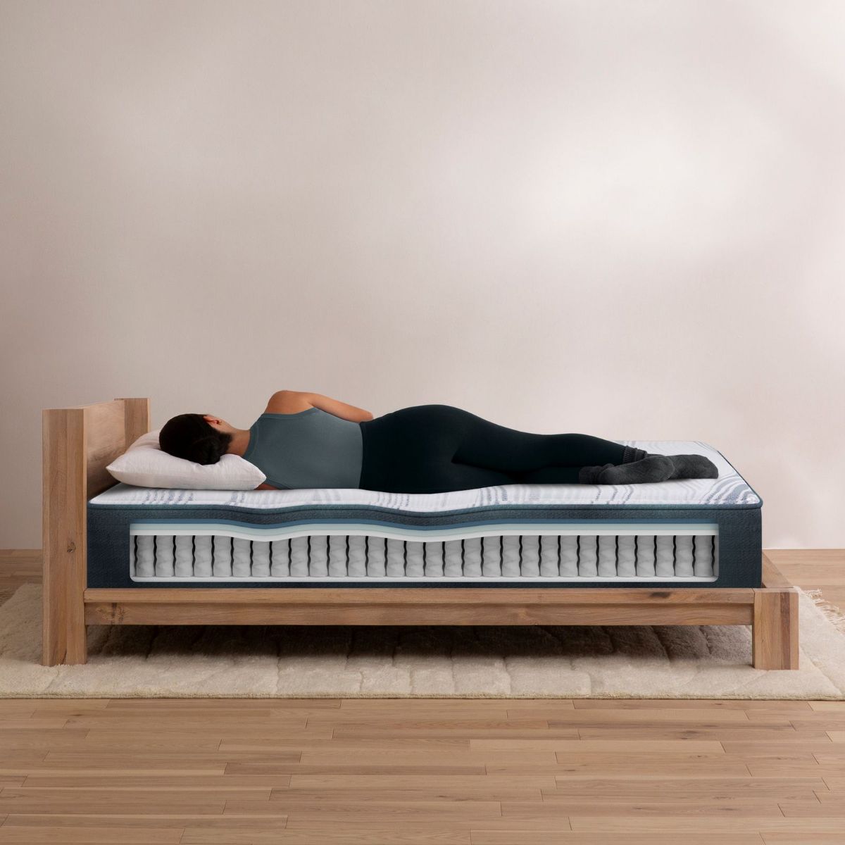 Picture of Driftwood Bay Firm Hybrid King Mattress