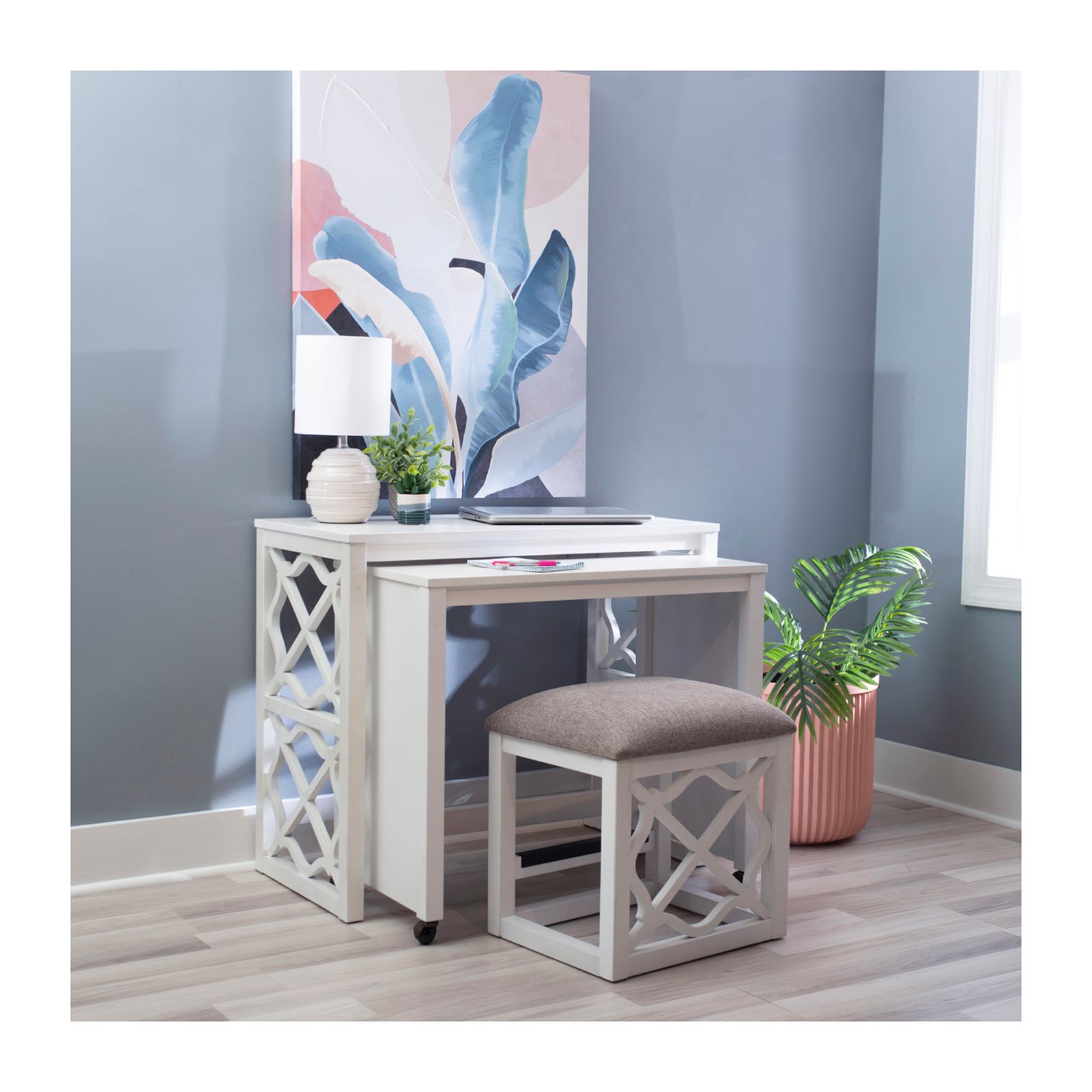 Rolling on sale dressing table