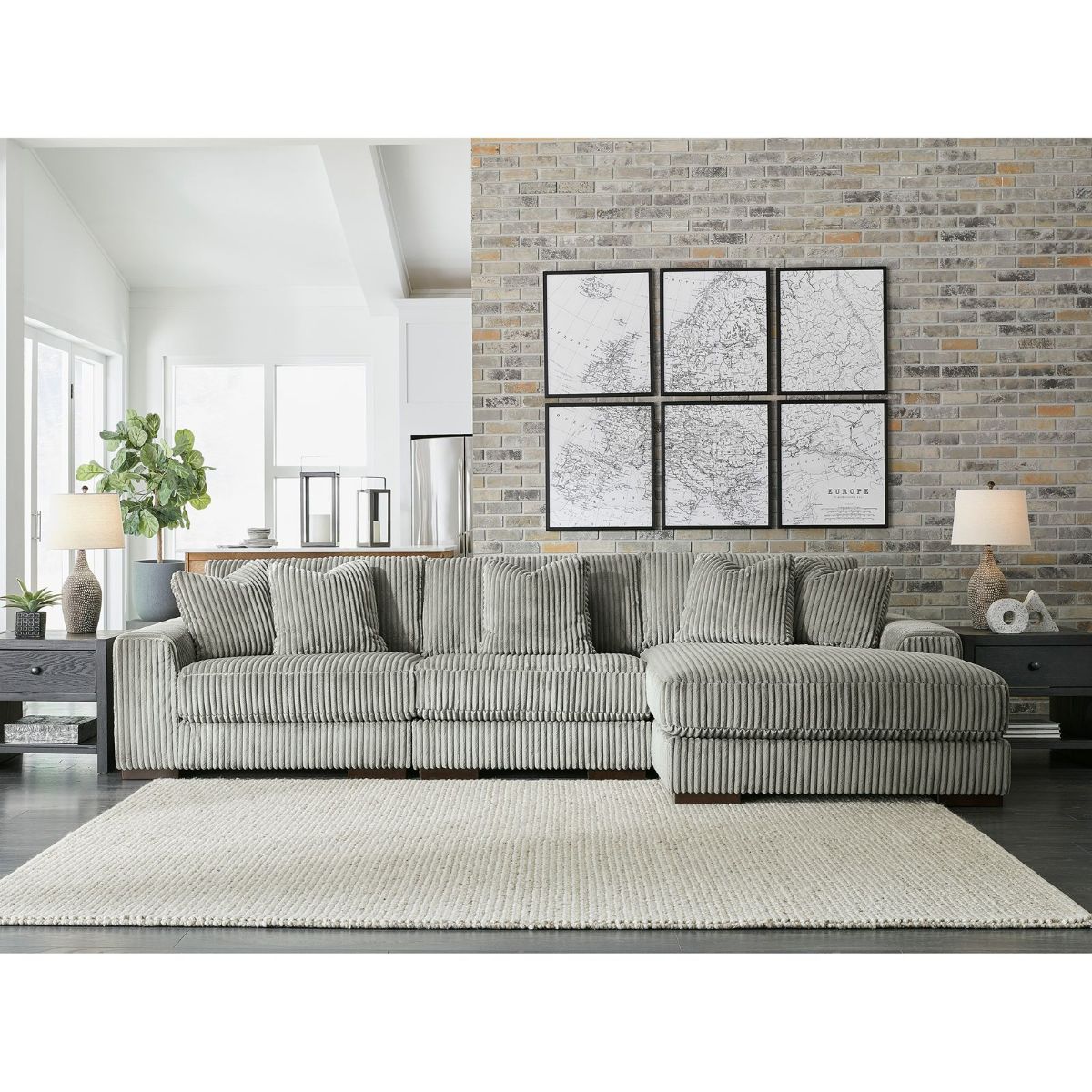 Picture of Lindyn Fog 3-Piece Sectional