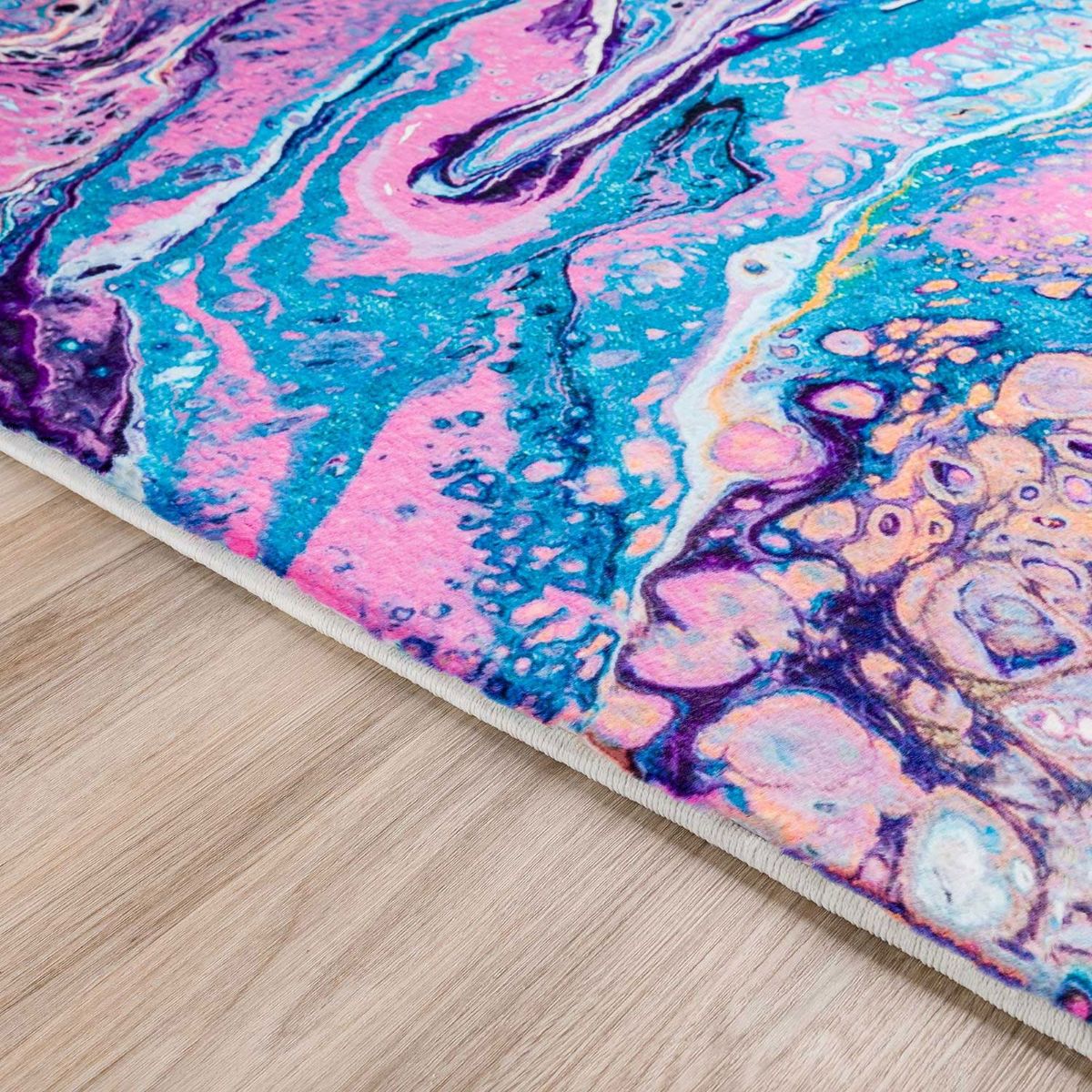 Picture of Kikiamo Lavender 5’ x 8’ Area Rug