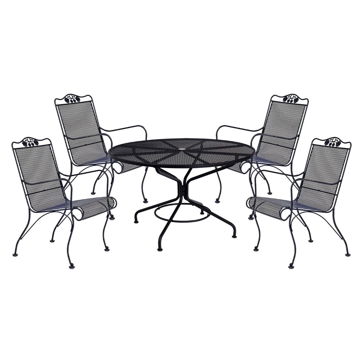 Picture of Briarwood Outdoor Dining Table & 4 High-Back Lounge Chairs