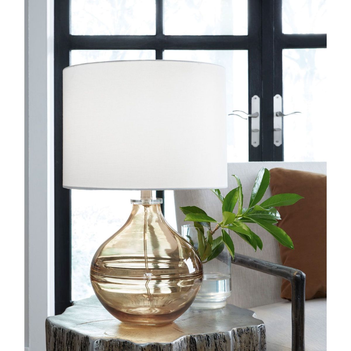 Picture of Lemmit Table Lamp