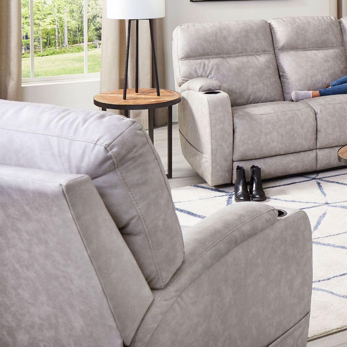 Picture of Jaguar Pebble Power Wall Recliner