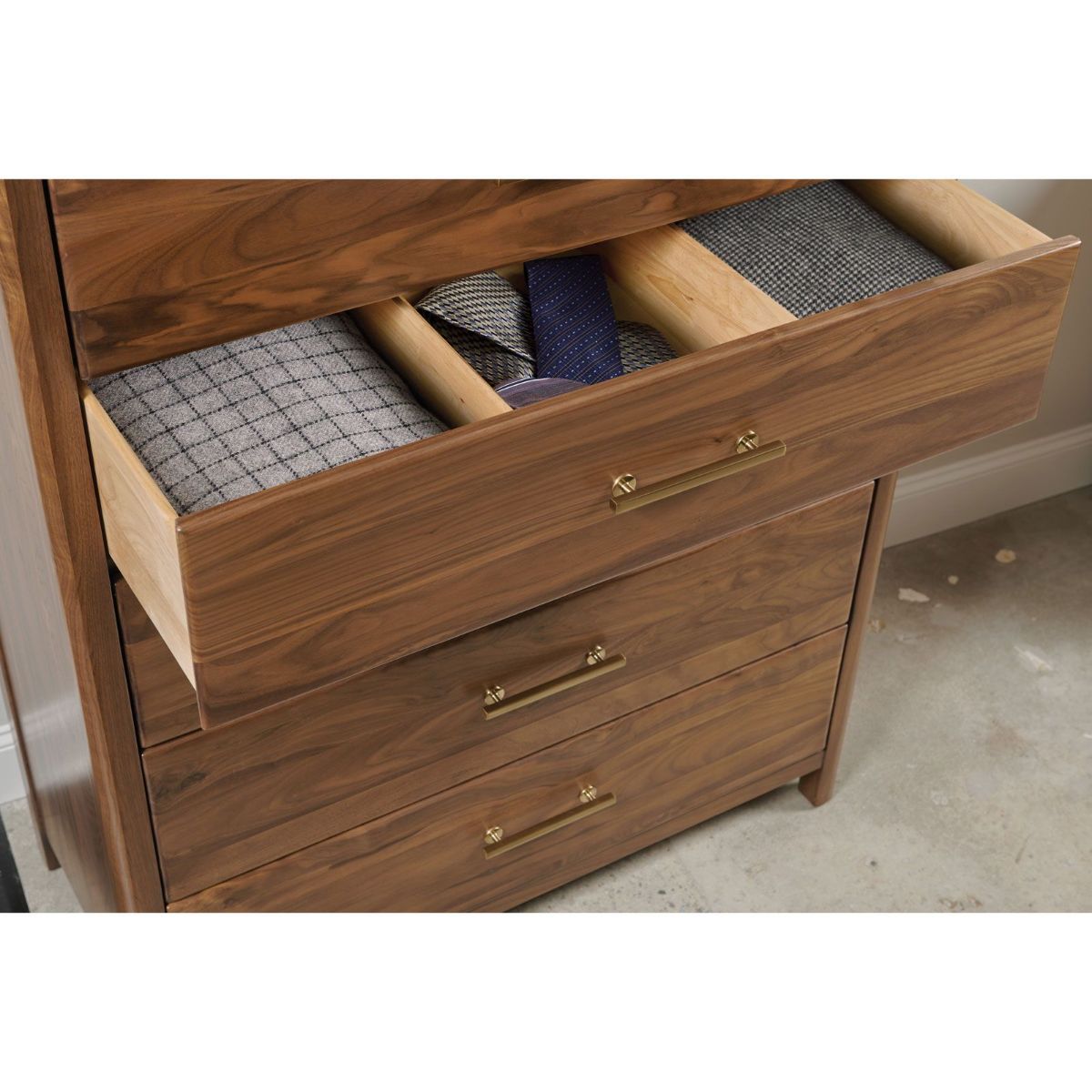 Picture of Rockwood Chest