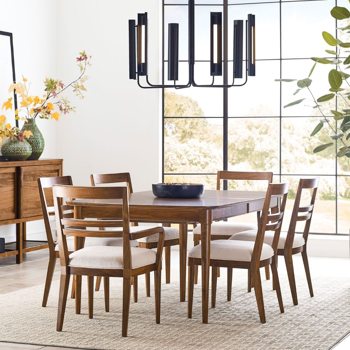 Picture of Hudson Dining Table