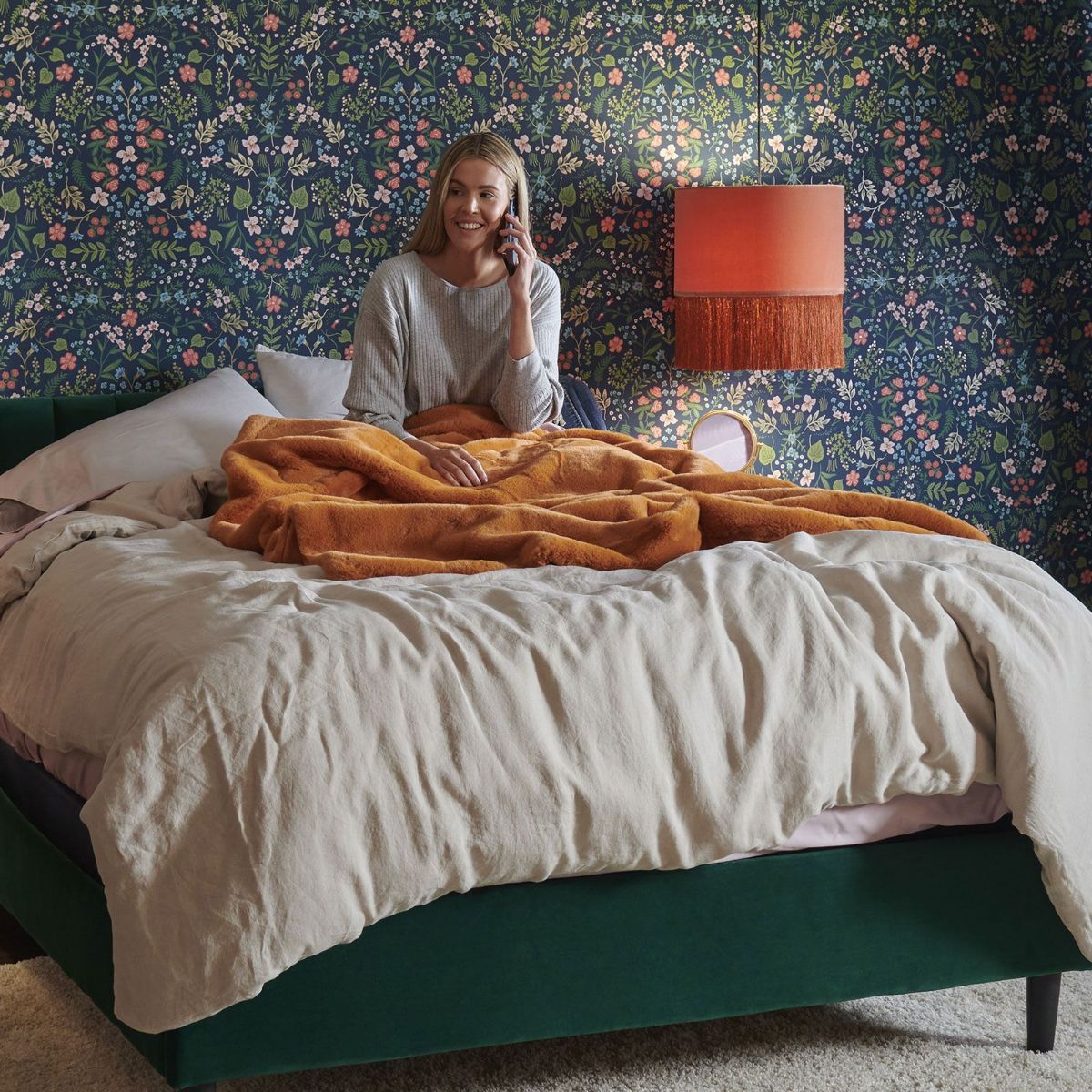 Picture of Full Estate Firm Euro Pillow Top Mattress Set