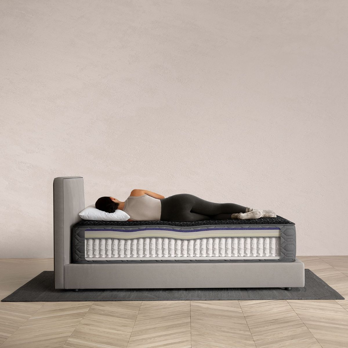 Picture of Beautyrest Black Series Three Plush Hybrid Full Mattress Set