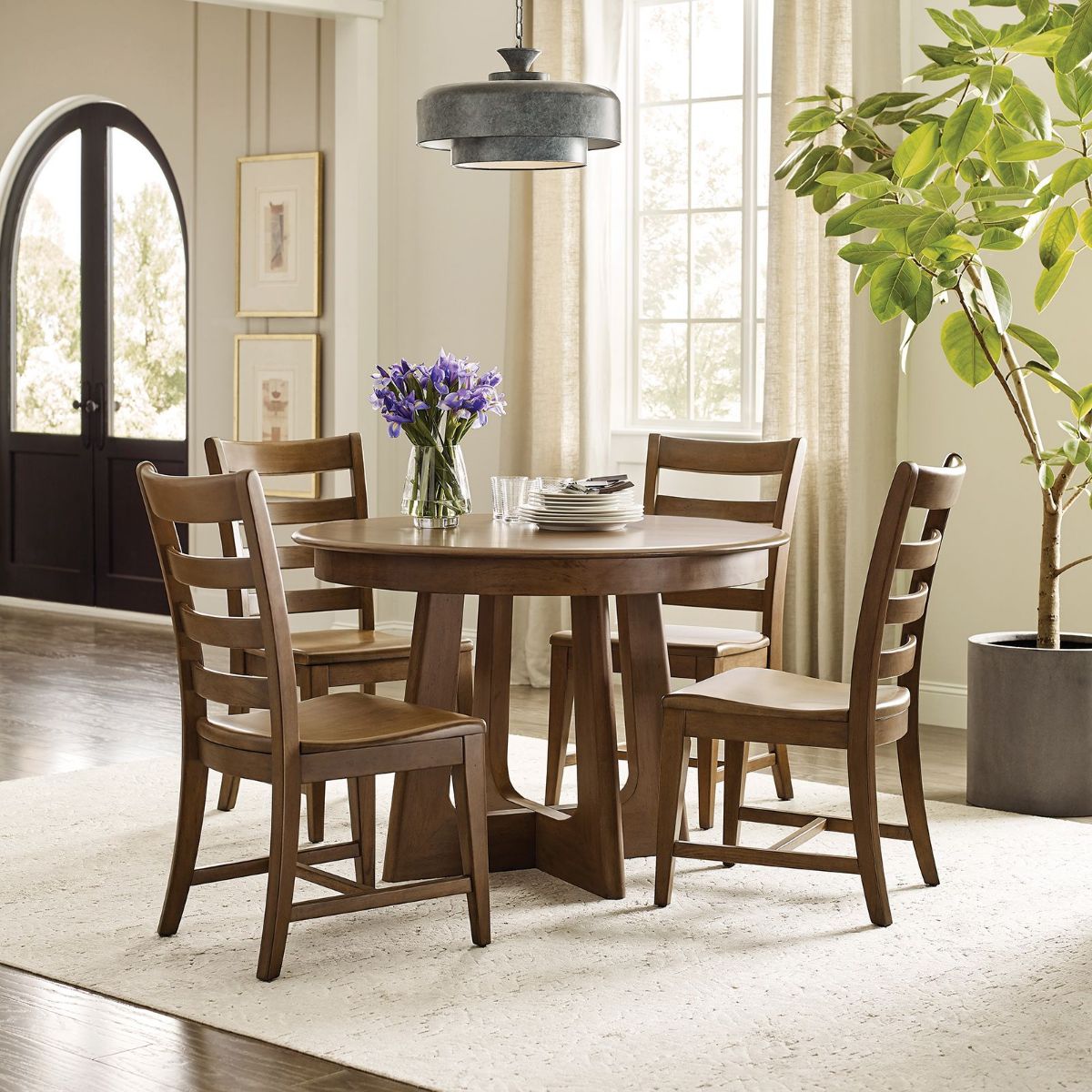 Picture of Kafe Latte 54" Round Dining Table & 4 Chairs