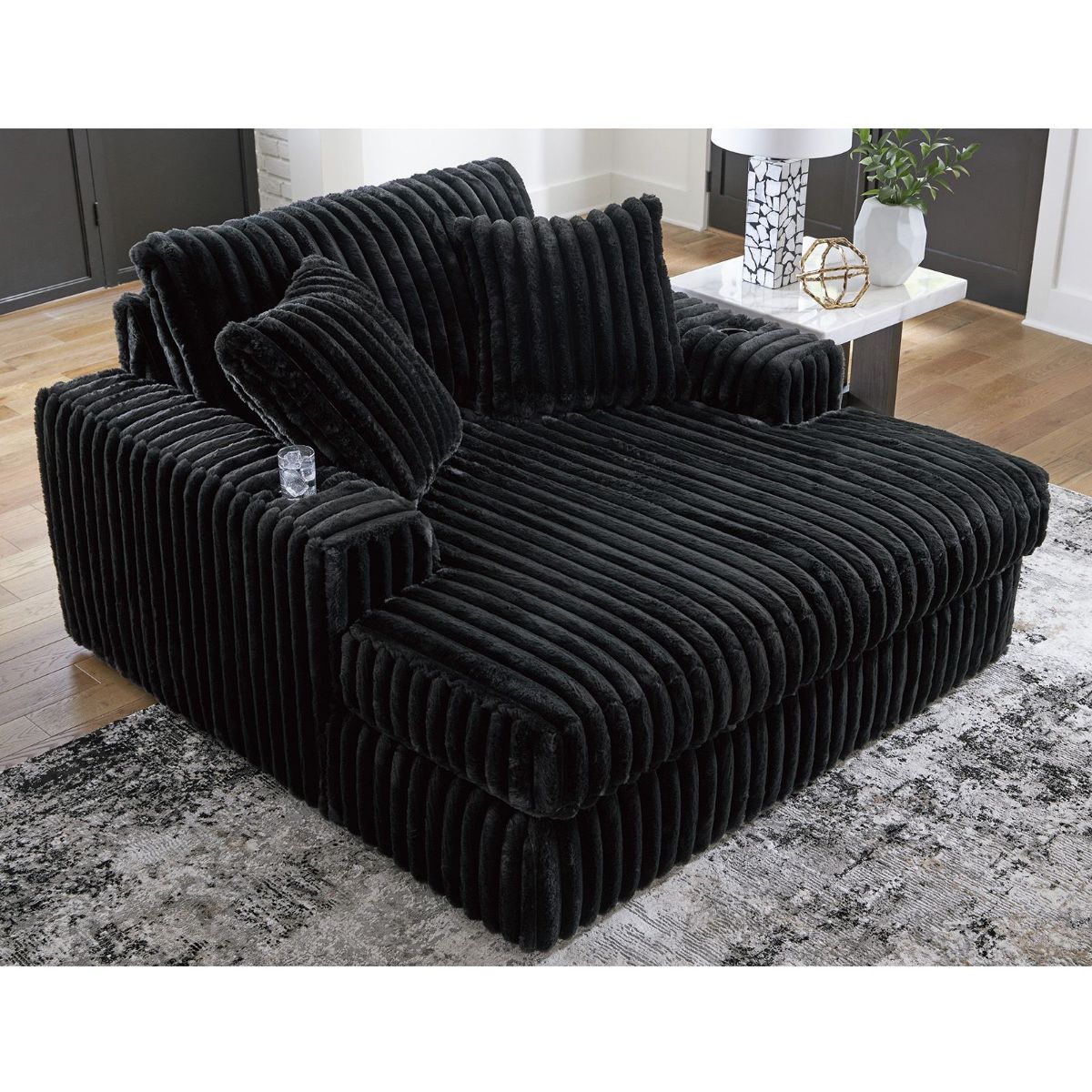 Picture of Midnight Madness Onyx Oversized Chaise