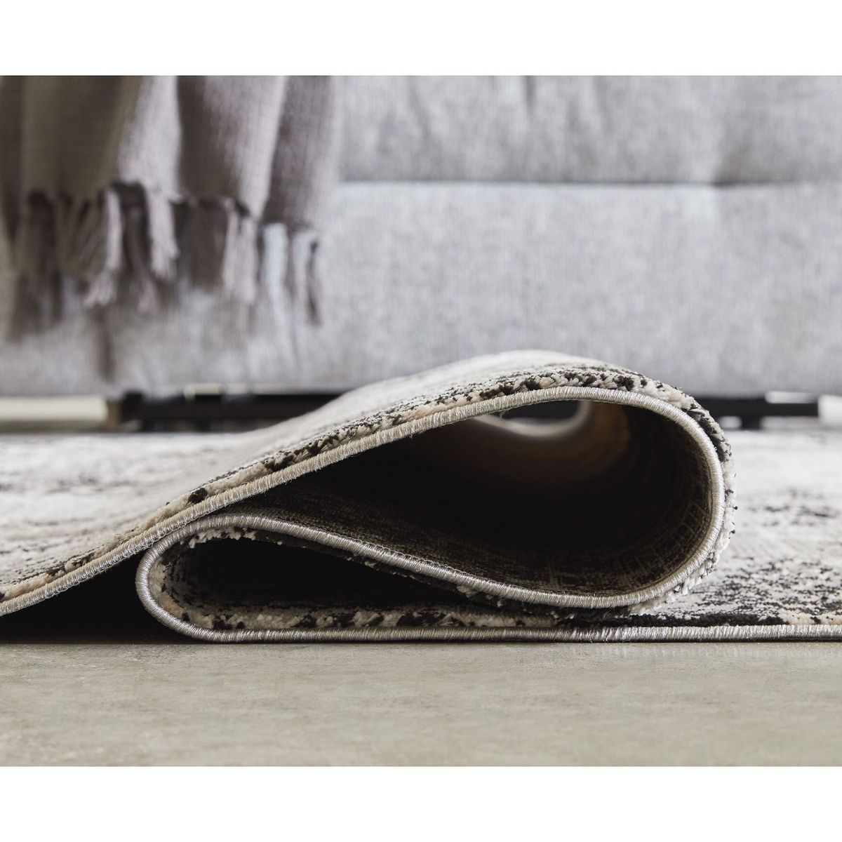 Picture of Langwell 8' x 10' Rug