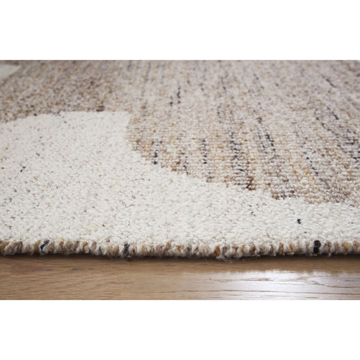 Picture of Brynnfield 5' x 7' Rug