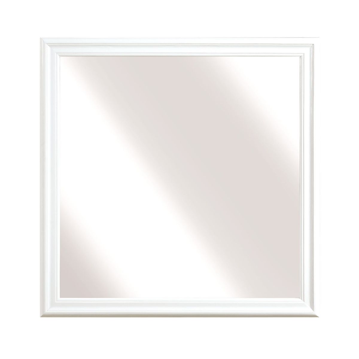 Picture of Mayville White 3-Piece Queen Group