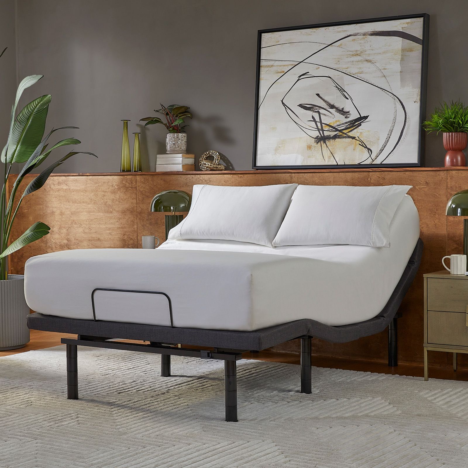 Queen baselogic Platinum Adjustable Base