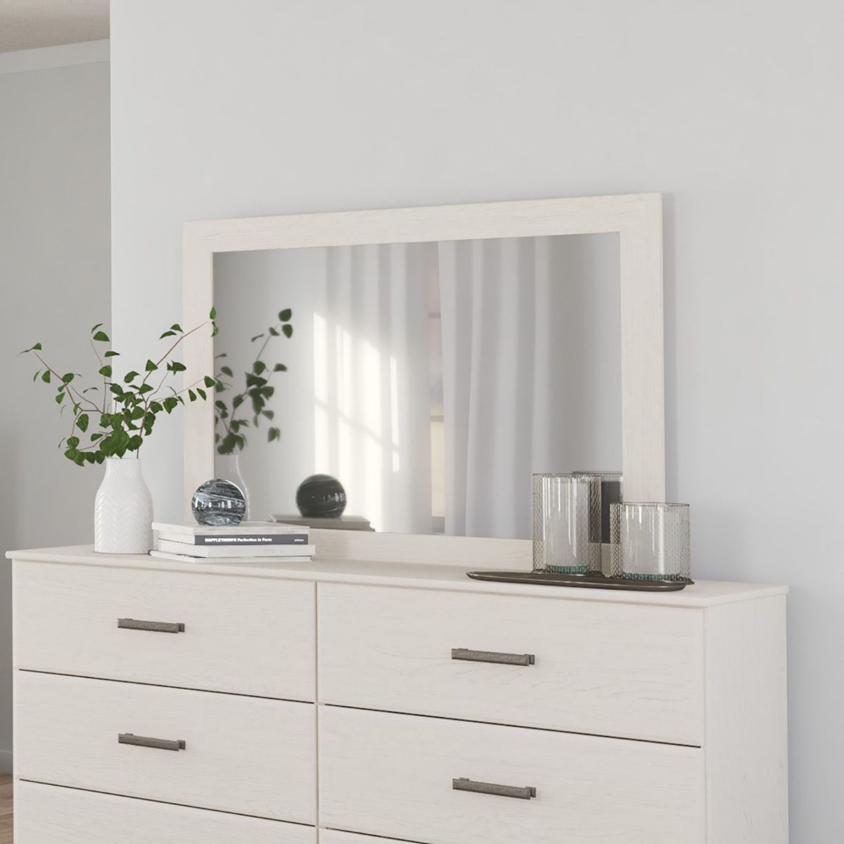 Picture of Stelsie White Mirror