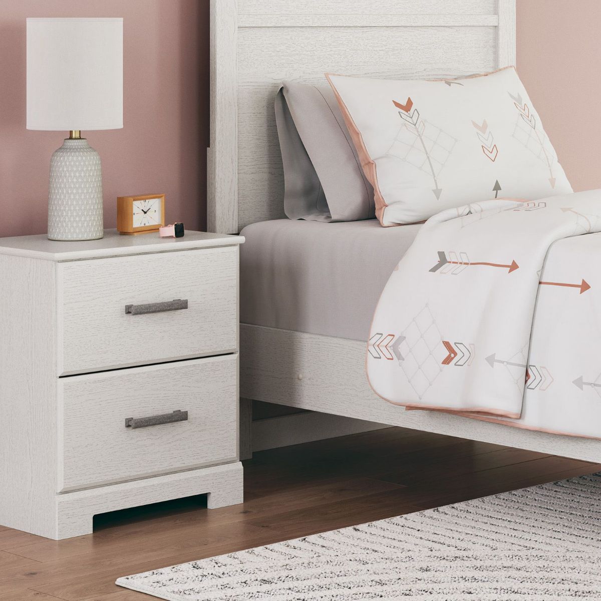 Picture of Stelsie White Nightstand