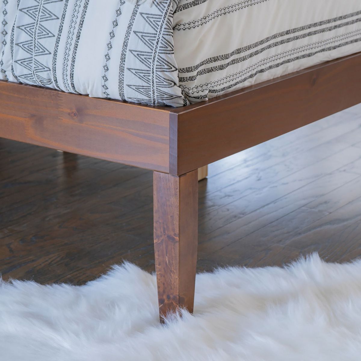 Picture of Portix Queen Walnut Platform Bed