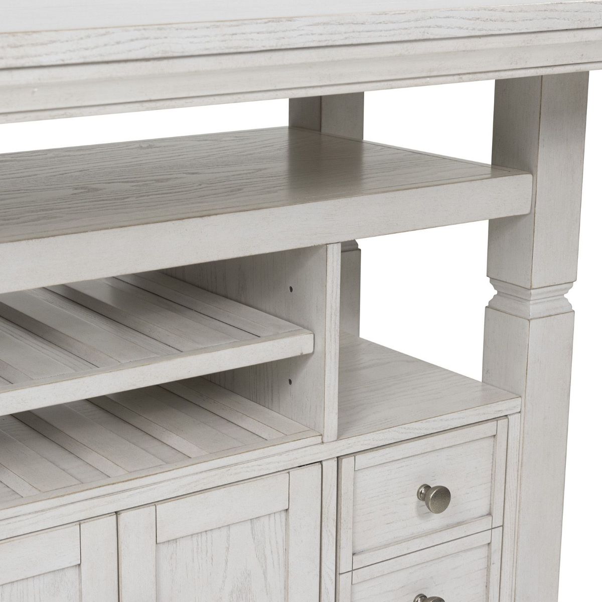 Picture of Robbinsdale Dining Table