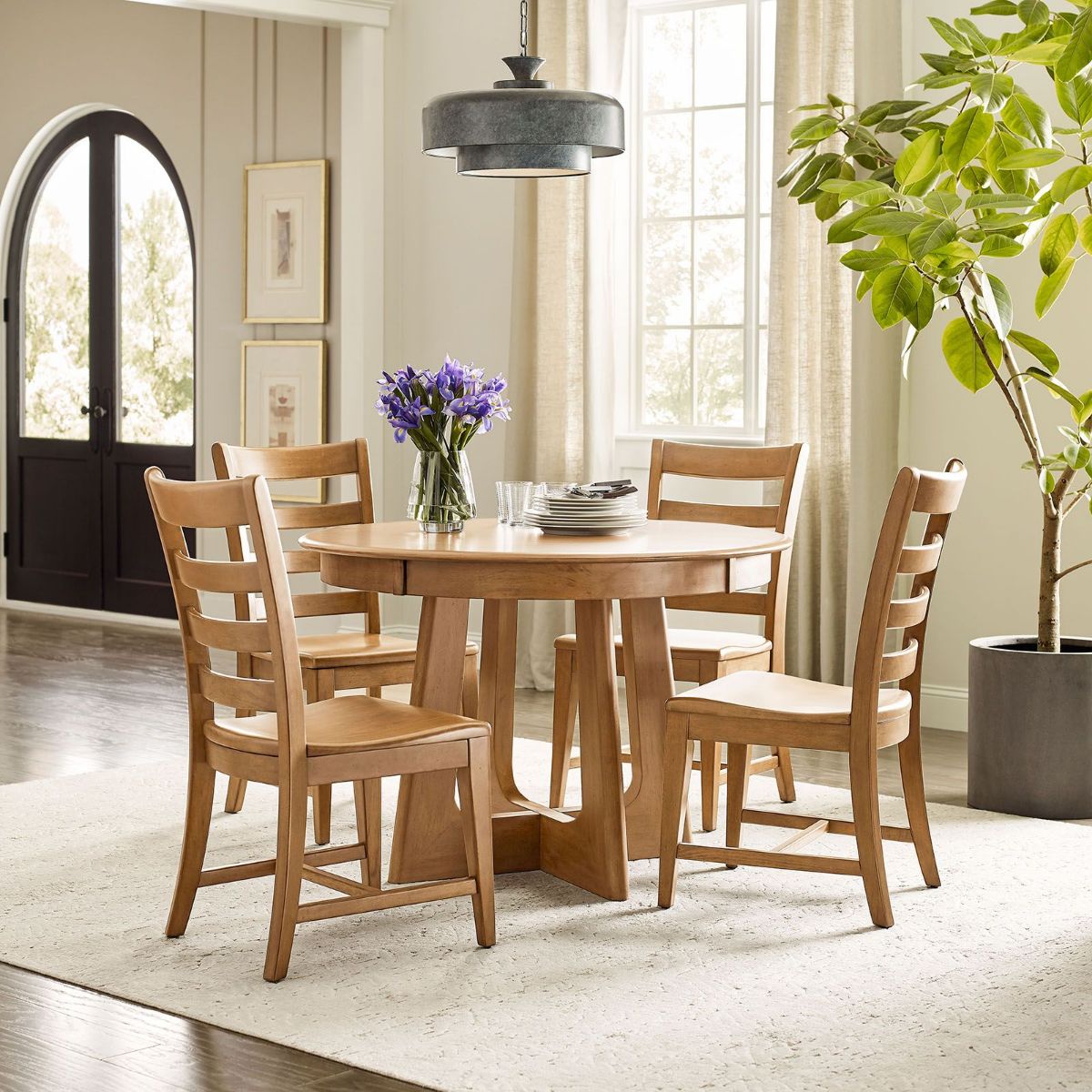 Picture of Kafe Cappuccino 44" Round Dining Table & 4 Chairs