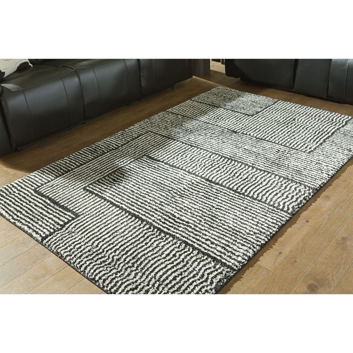 Picture of Kurtmen 5' x 7' Rug