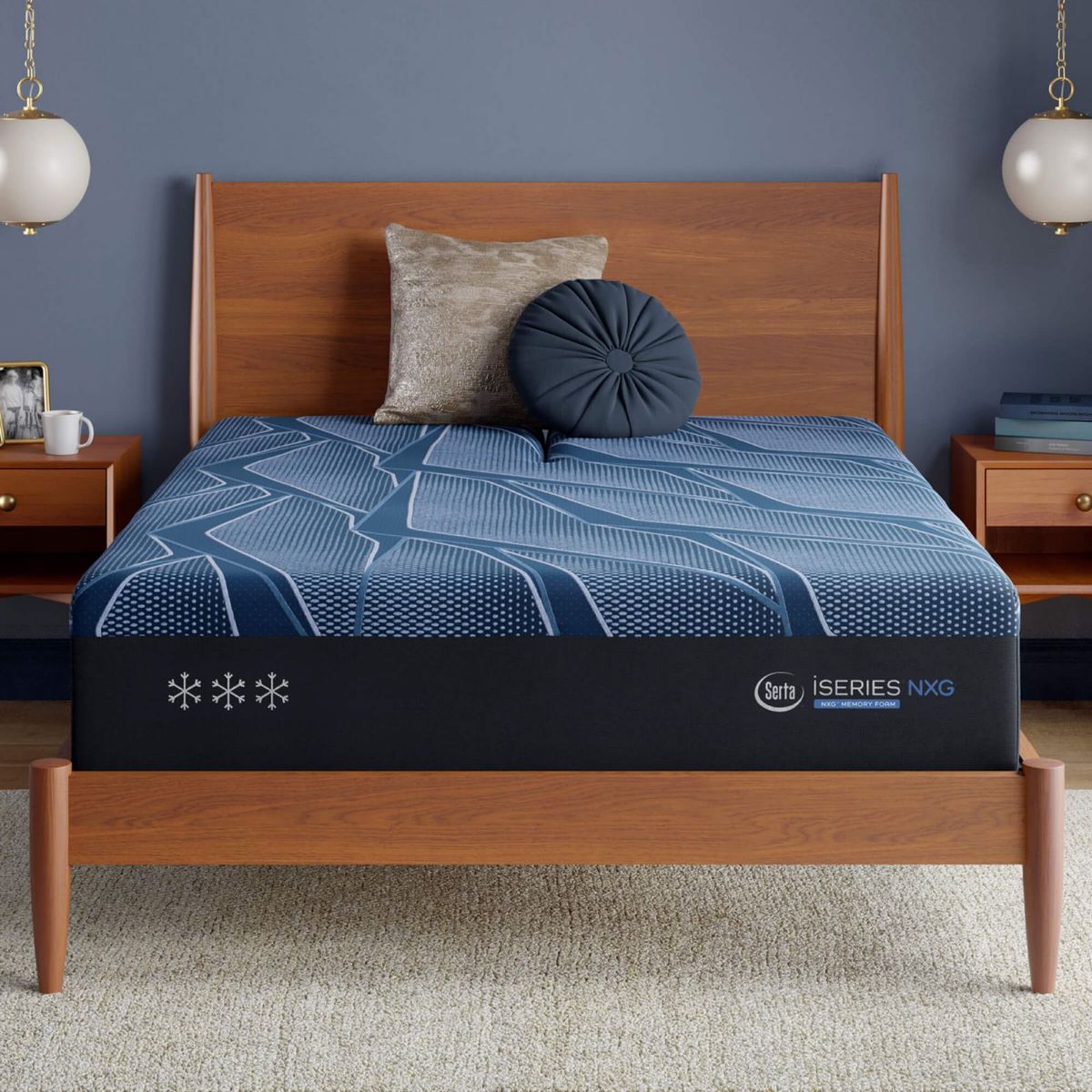 Picture of Queen Split Head iSeries NXG 4500 Ultra Plush Foam Mattress