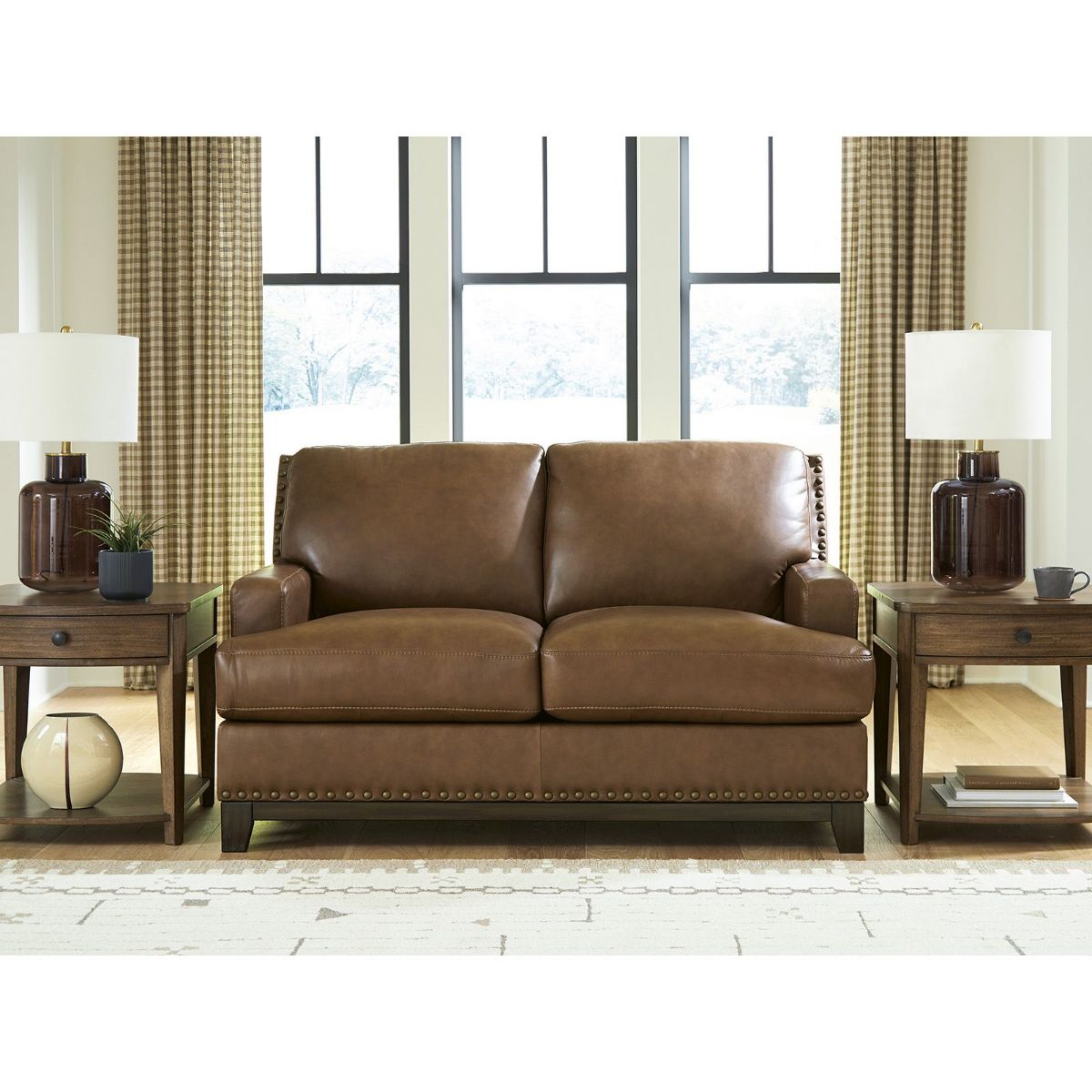 Picture of Saonara Leather Loveseat
