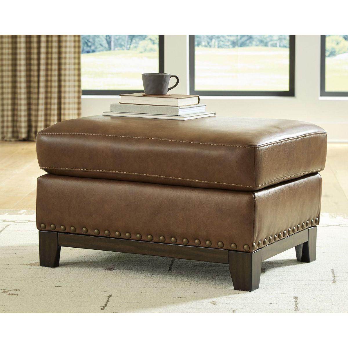 Picture of Saonara Leather Ottoman