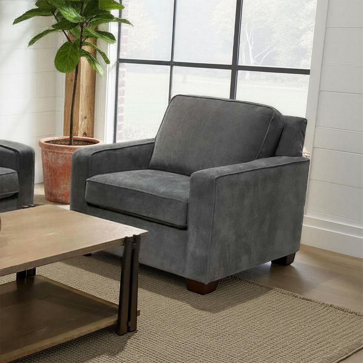 Picture of Metro Manor Stationary Chair