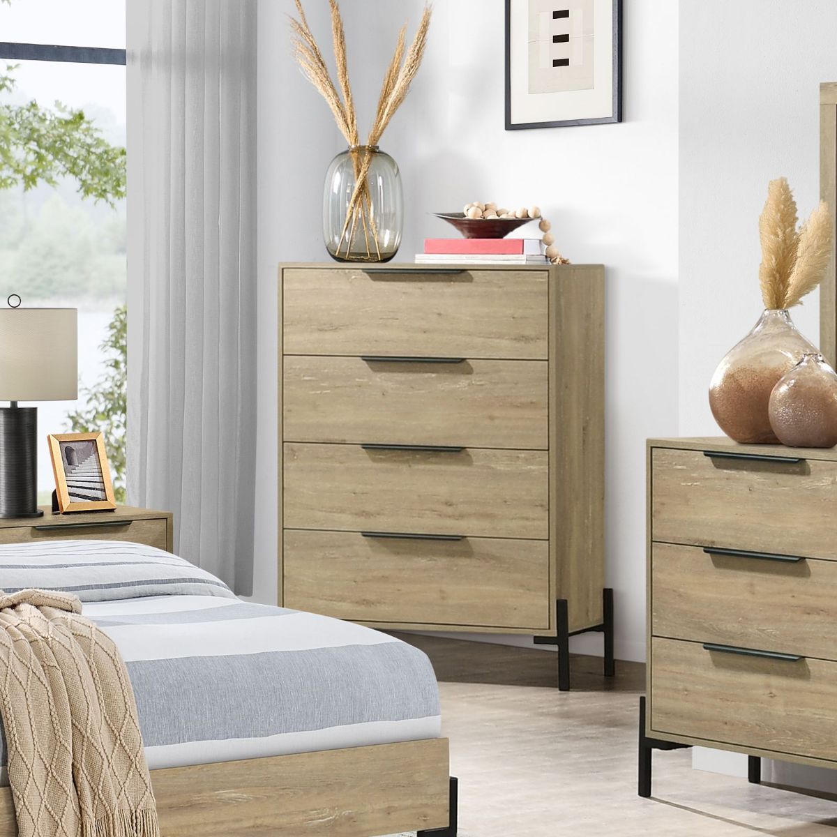 Picture of Newhall Chest