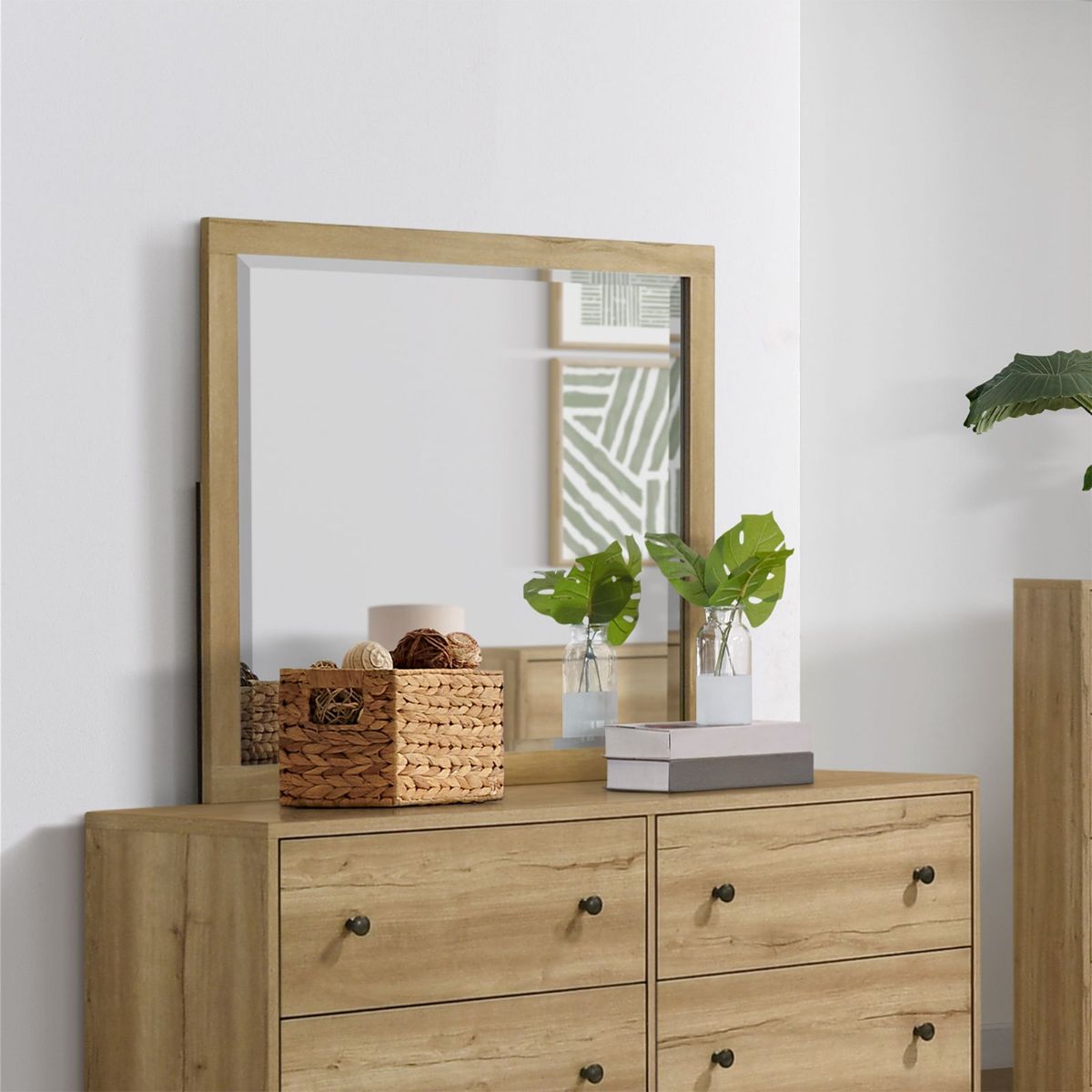 Picture of Vega Mirror